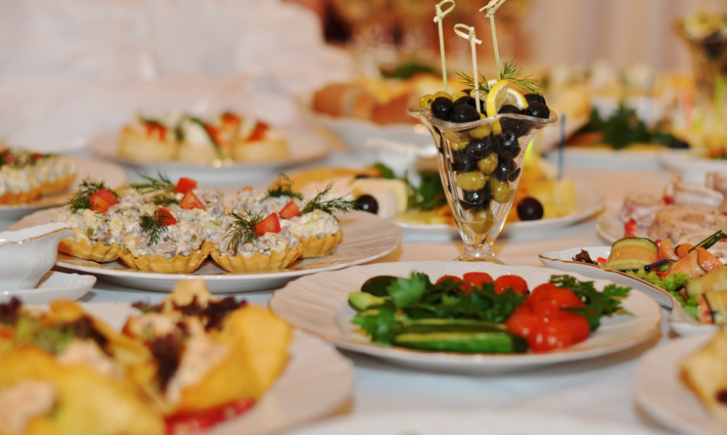 <Блюда ресторана в Николаевском дворце - Food in Restaurants and banquet halls of the Nicholas Palace in St. Petersburgn